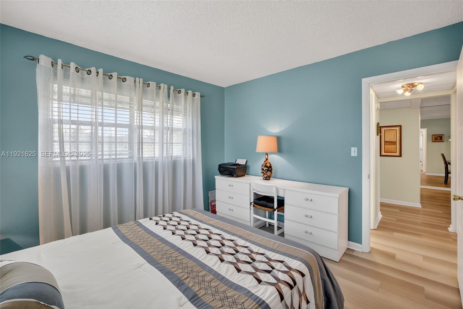 ORIOLE GOLF & TENNIS CLUB - Residential