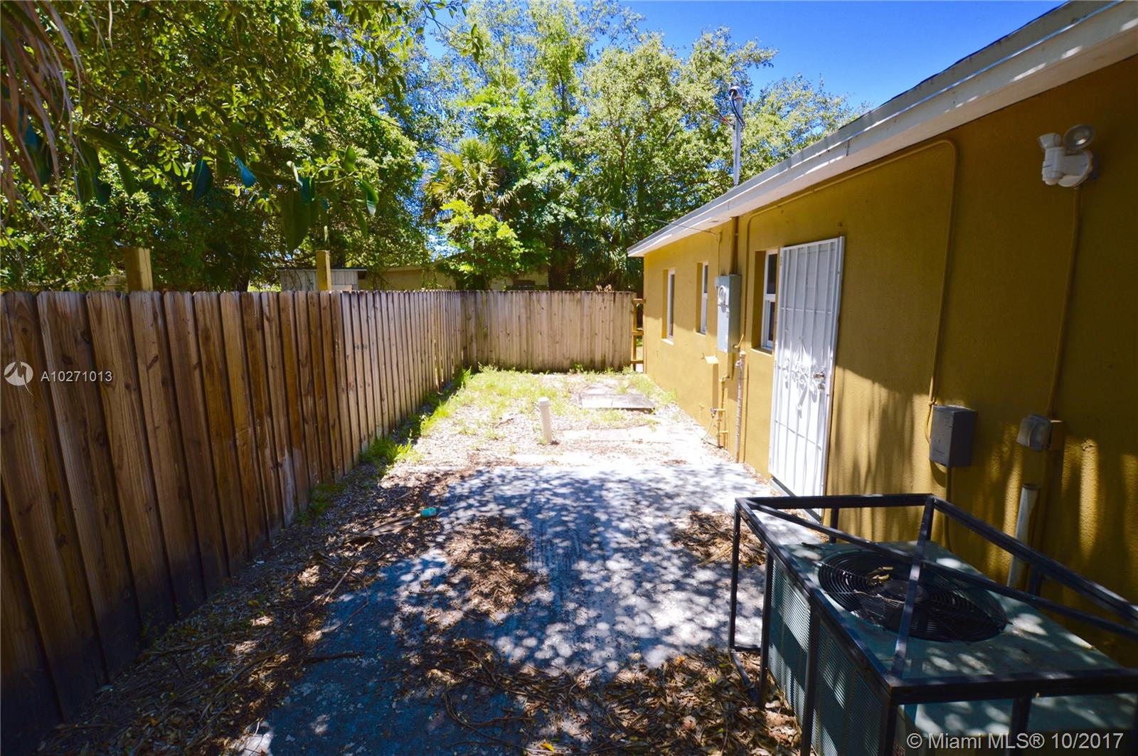 GOLF ESTATES - Residential