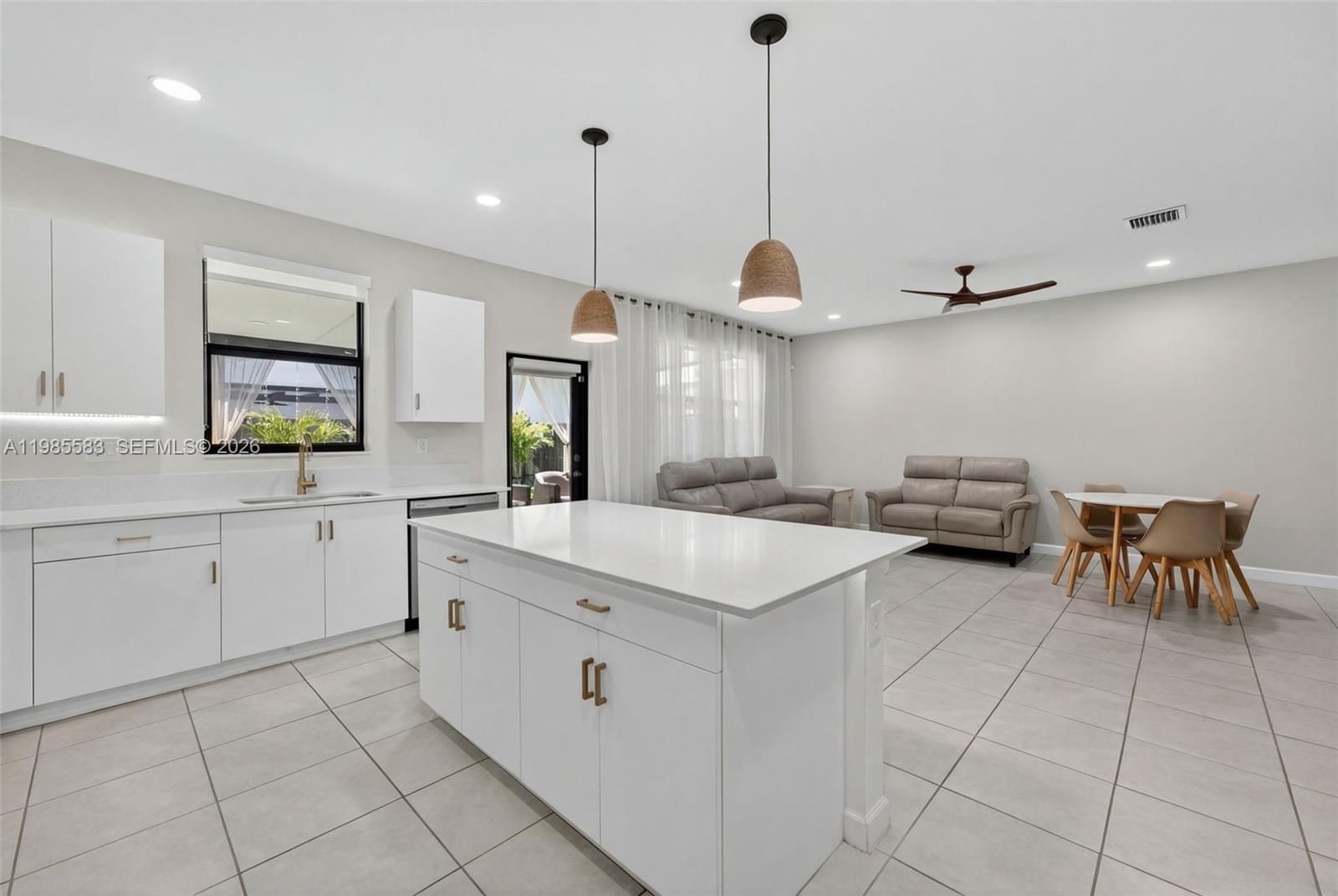 KENDALL ASSEMBLAGE NORTH - Residential