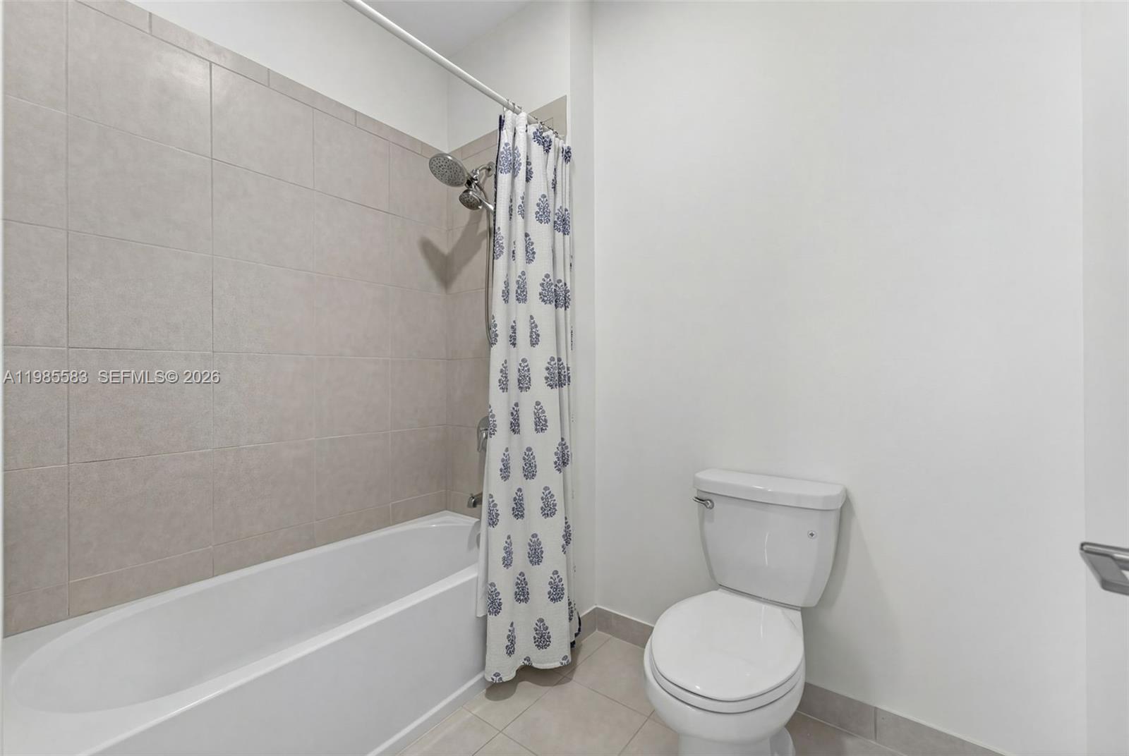 KENDALL ASSEMBLAGE NORTH - Residential