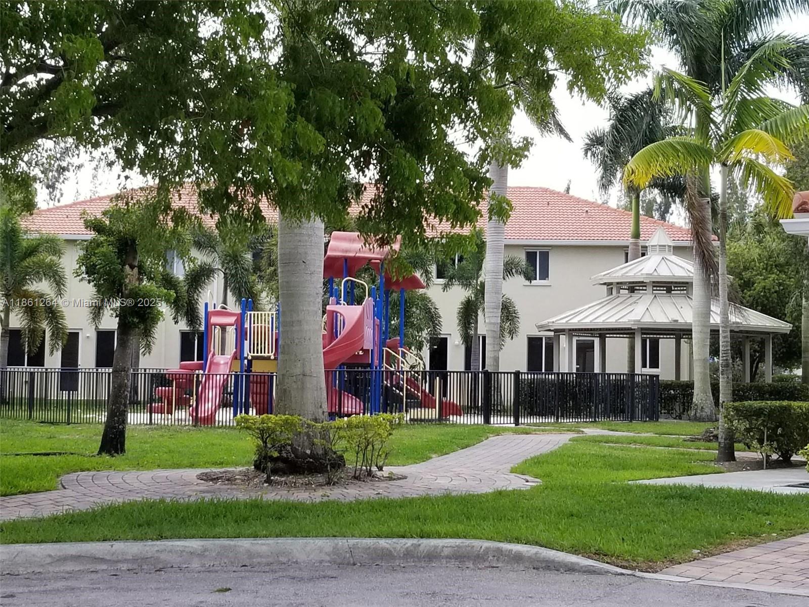 21205 NW 14 PL 819