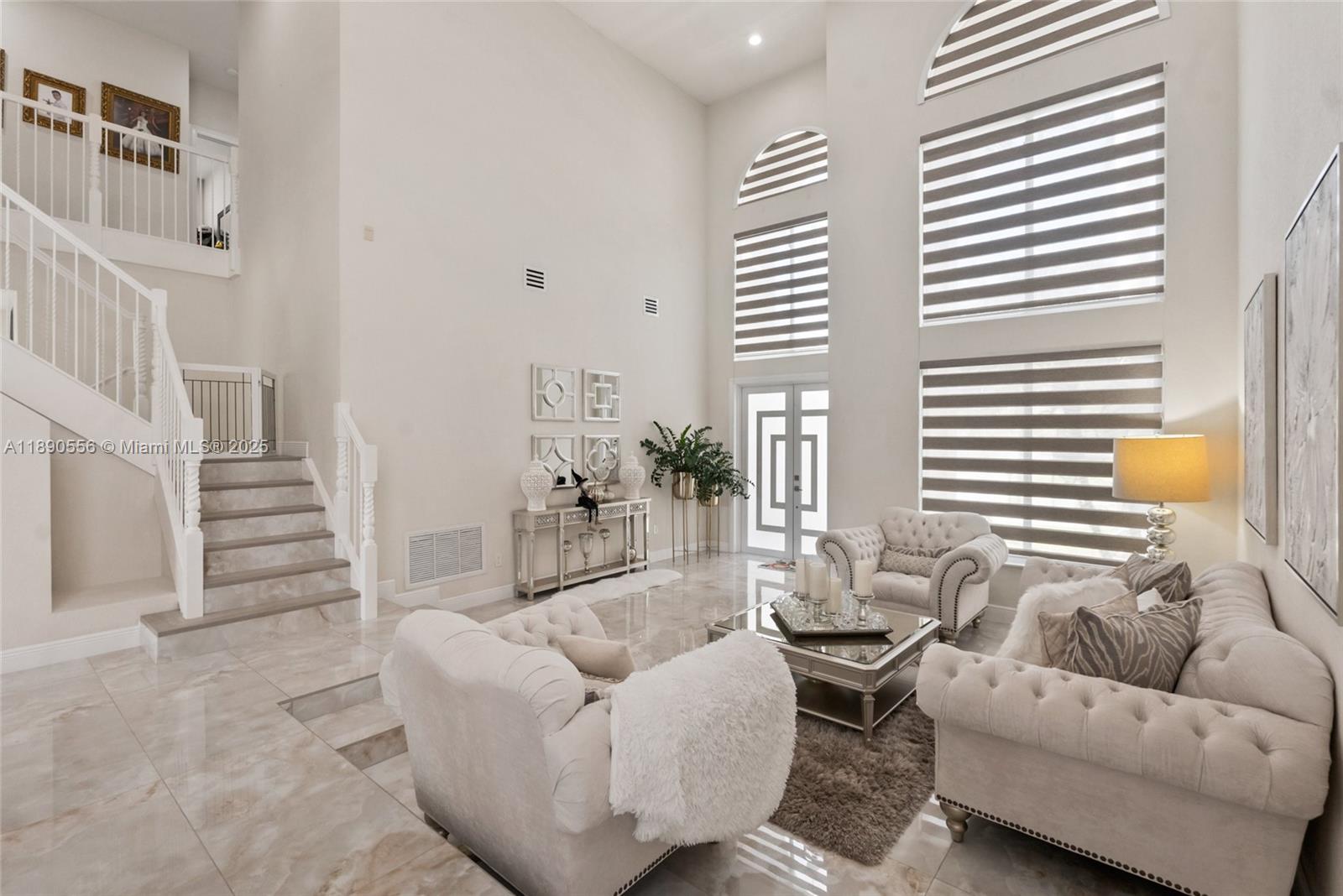 SUNSET LAKES PLAT THREE - Residential