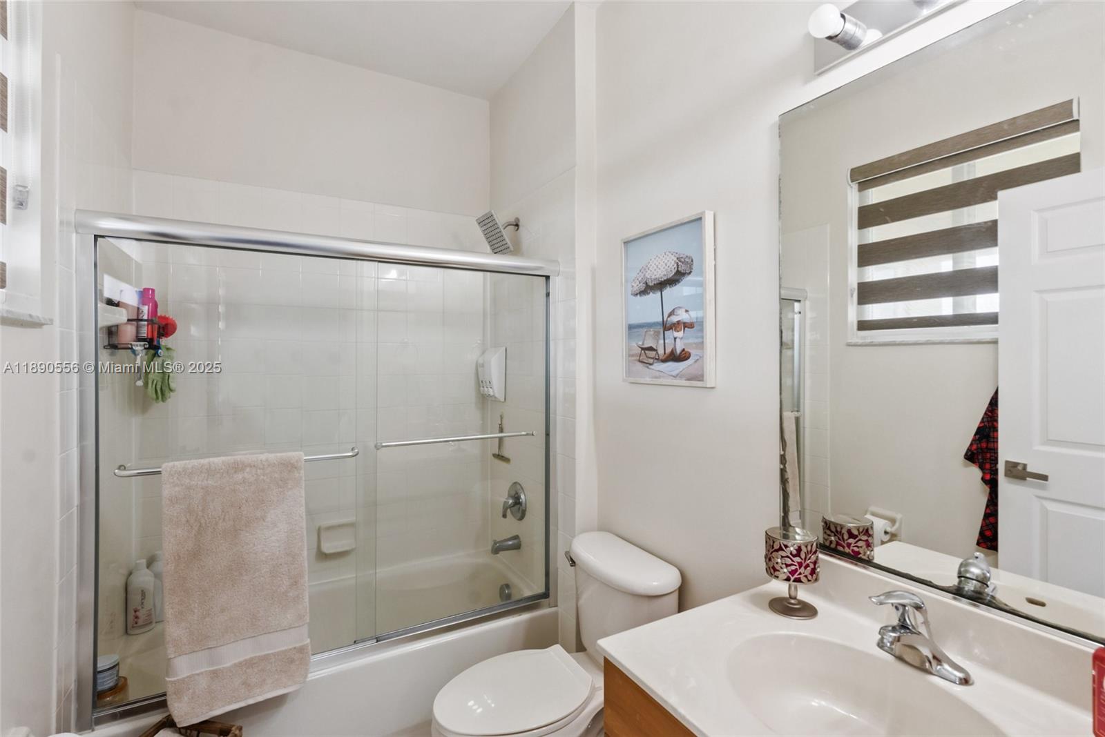 SUNSET LAKES PLAT THREE - Residential