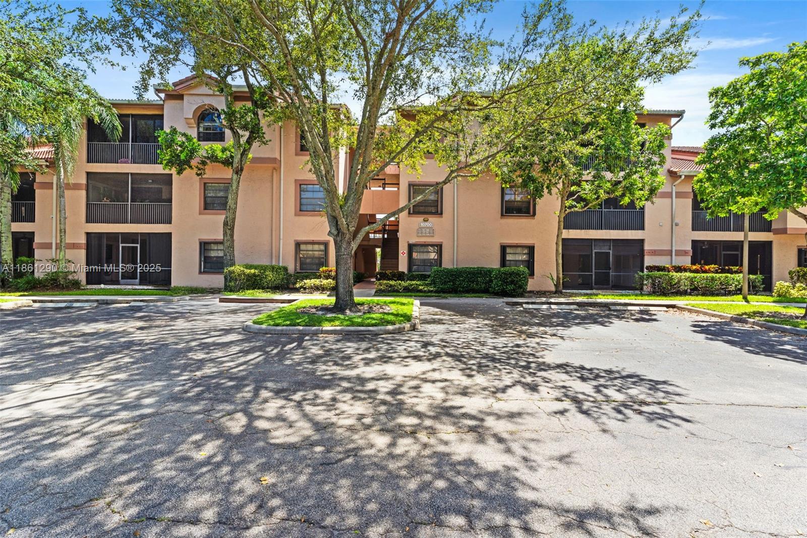 OPTIMA VILLAGE I-C CONDO - Residential