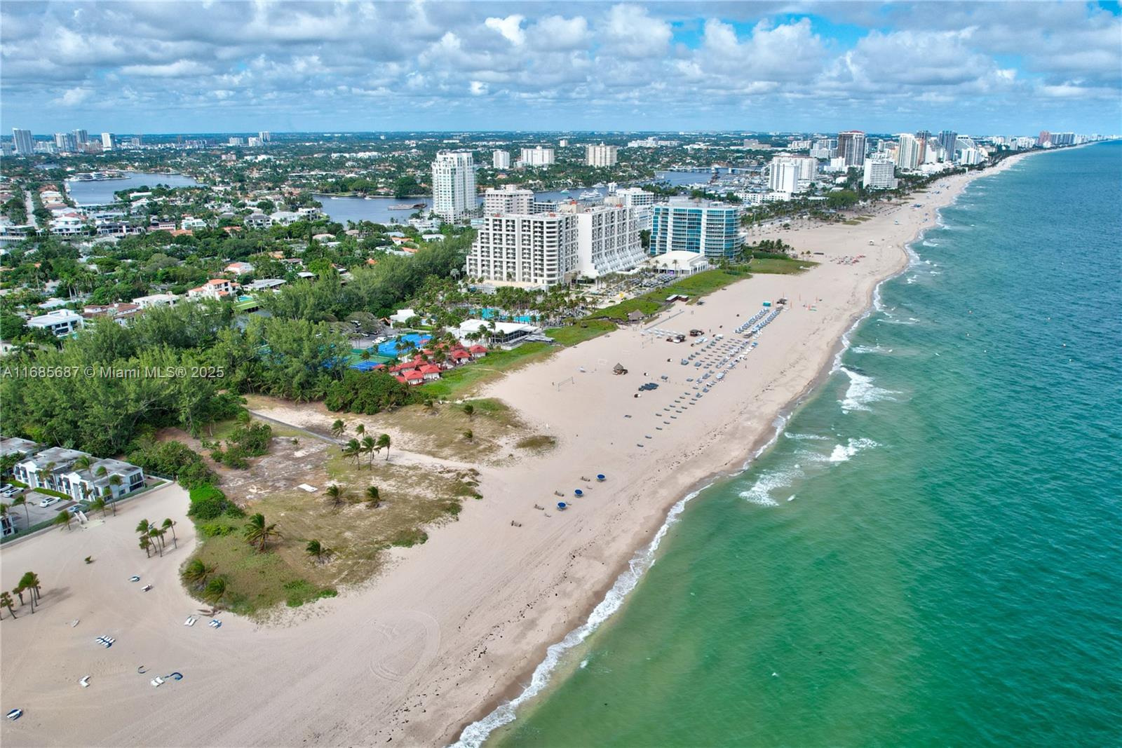 HARBOR BEACH - Land