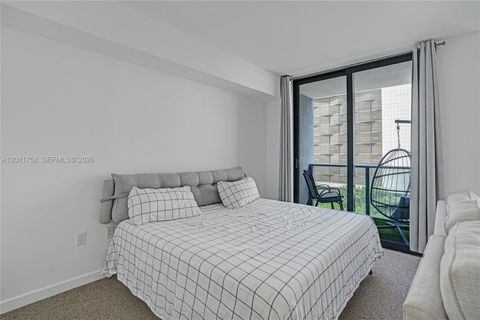 Tiny photo for 31 SE 6th St #805, Miami, FL 33131 (MLS # A12011758)