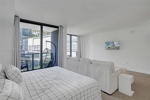 Tiny photo for 31 SE 6th St #805, Miami, FL 33131 (MLS # A12011758)