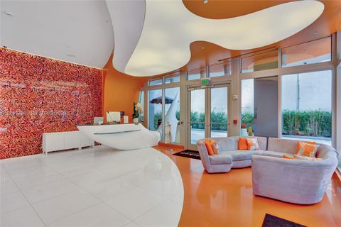 Tiny photo for 31 SE 6th St #805, Miami, FL 33131 (MLS # A12011758)