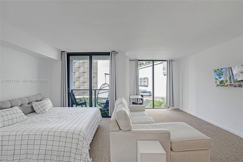 Tiny photo for 31 SE 6th St #805, Miami, FL 33131 (MLS # A12011758)