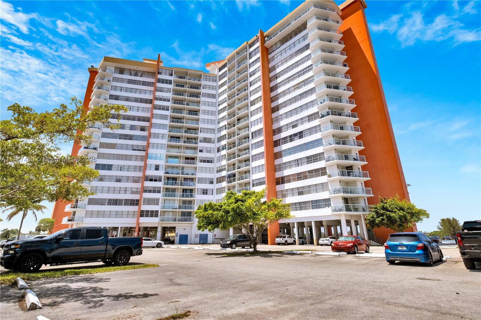 Rental Property at 1351 Ne Miami Gardens Dr 722E, Miami, Broward County, Florida - Bedrooms: 1 
Bathrooms: 2  - $1,950 MO.