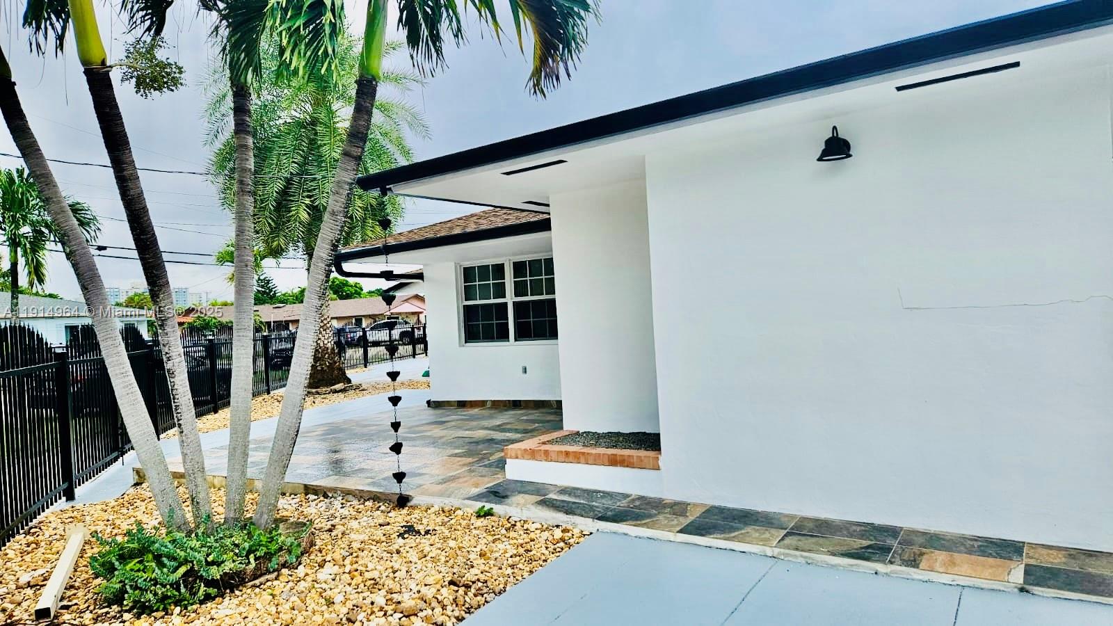 THE PINES - Residential Lease