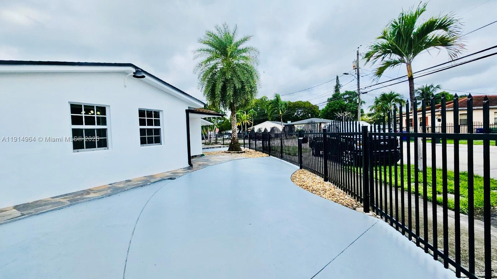 THE PINES - Residential Lease