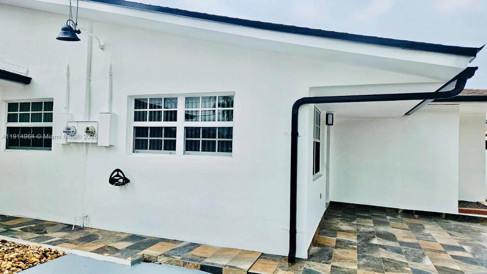 THE PINES - Residential Lease