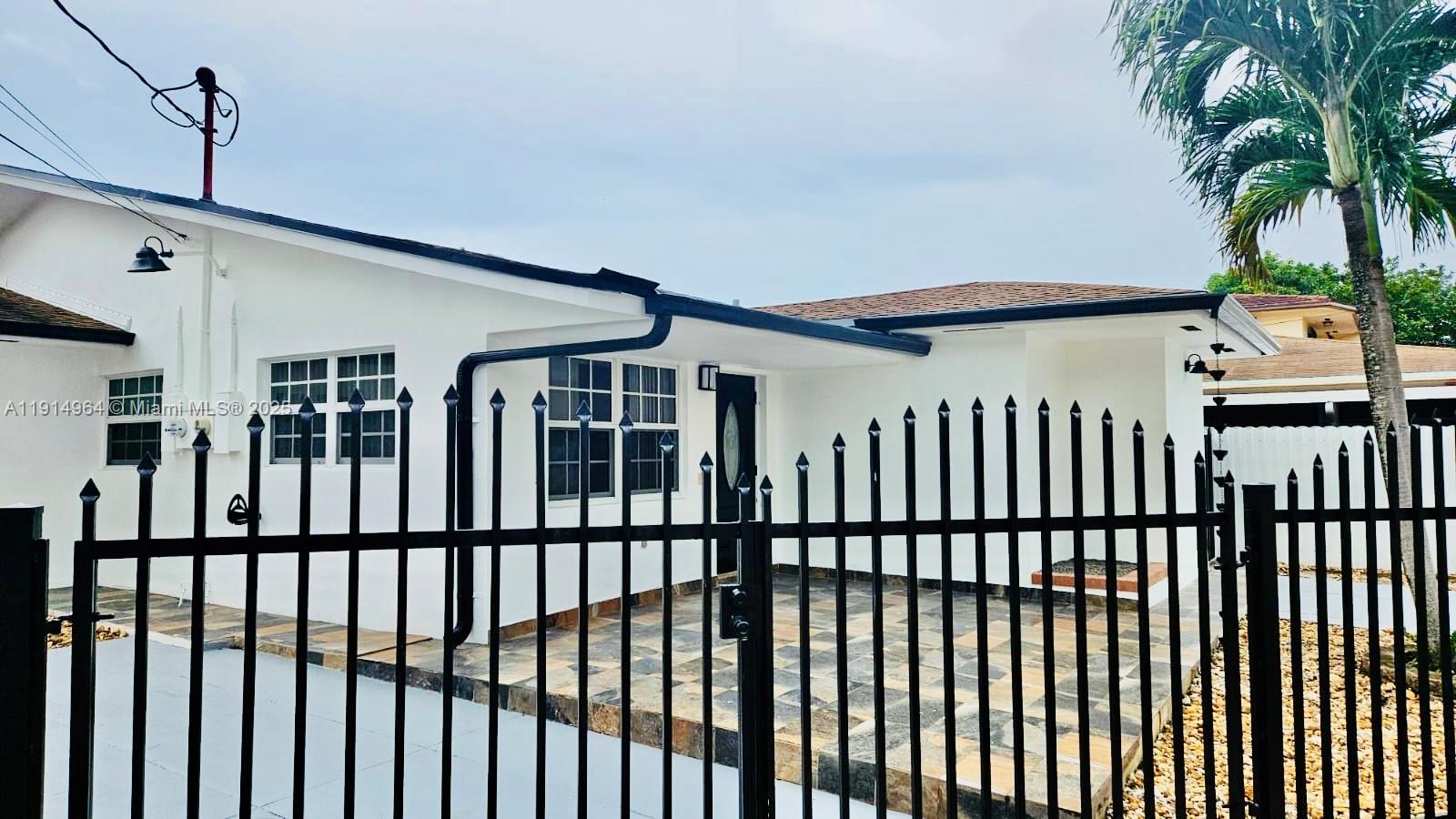 THE PINES - Residential Lease