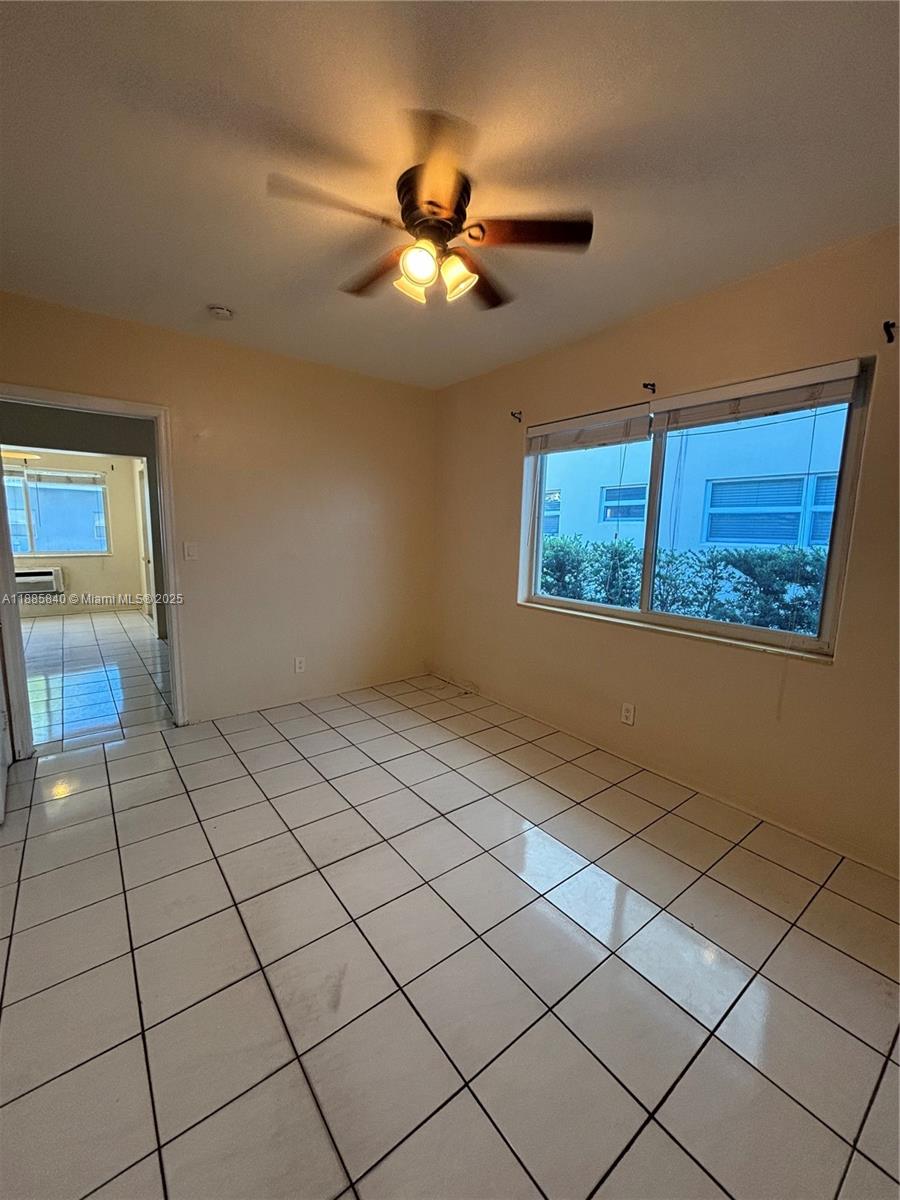 HOLLYWOOD - Residential Lease