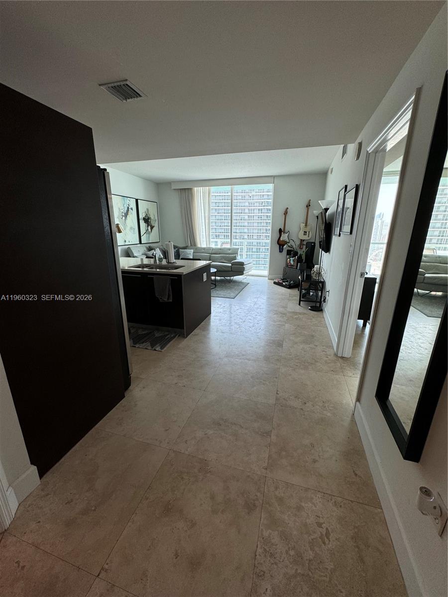 QUANTUM ON THE BAY CONDO - Residential Lease