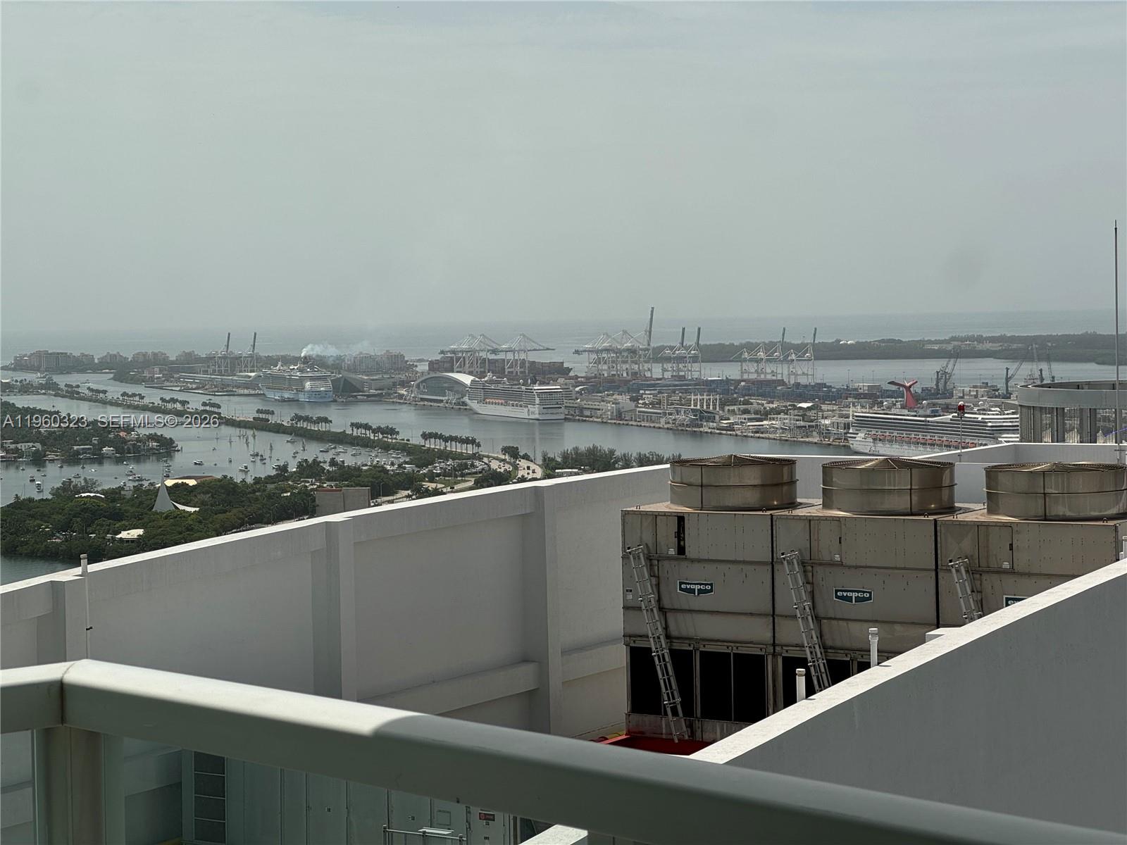 QUANTUM ON THE BAY CONDO - Residential Lease