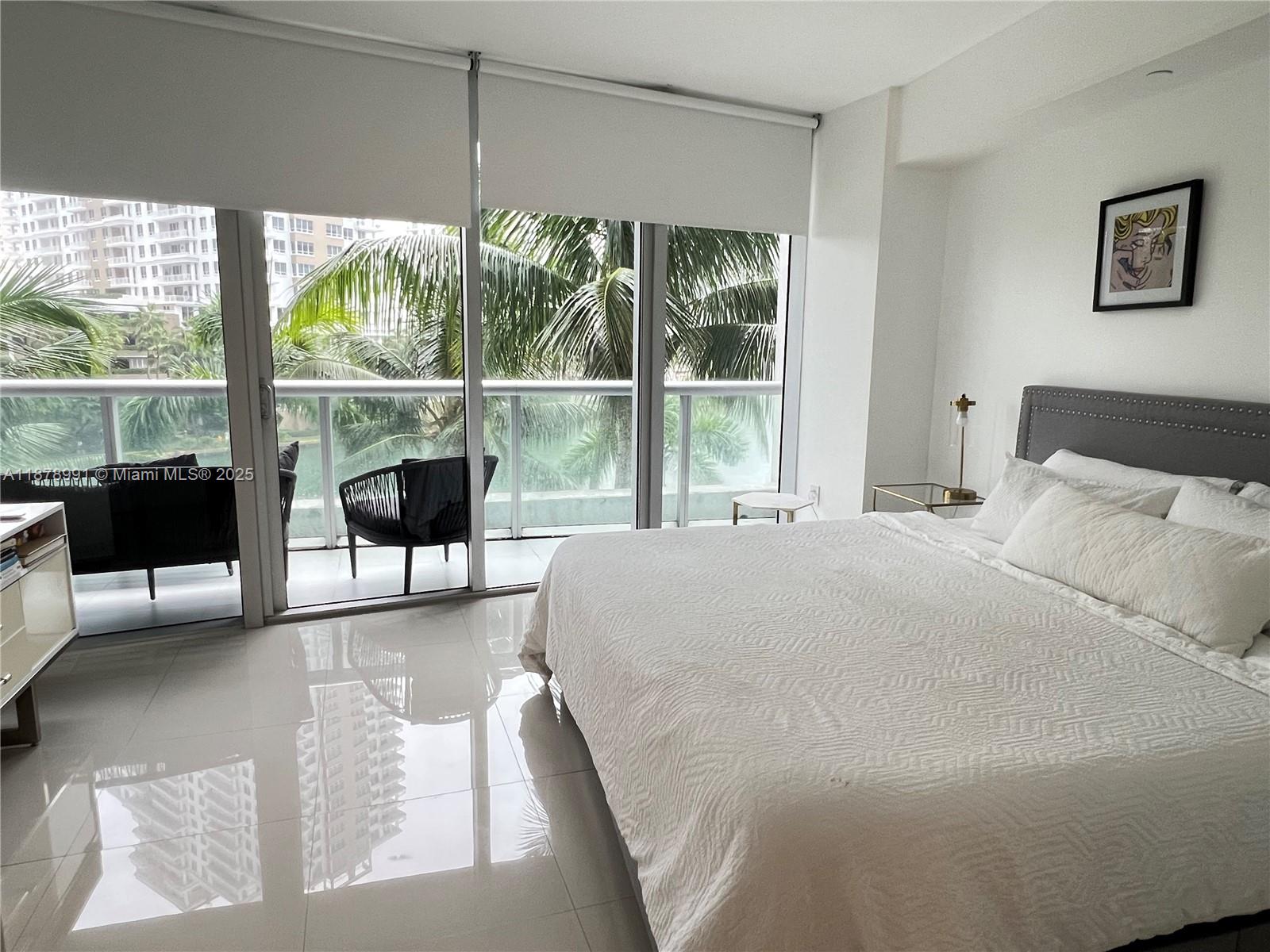 ICON BRICKELL NO TWO - Residential