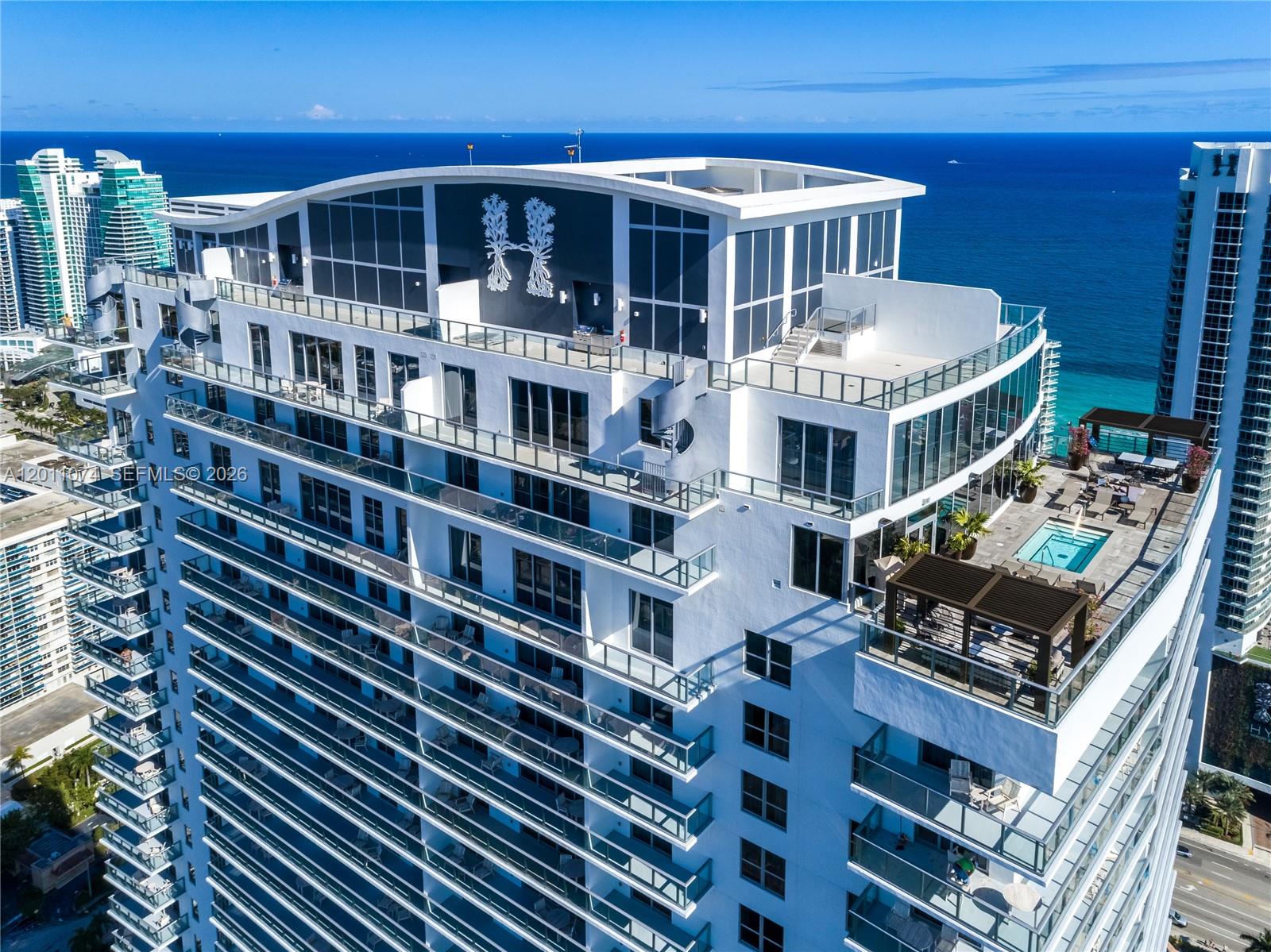 Hyde Beach House - Residential
