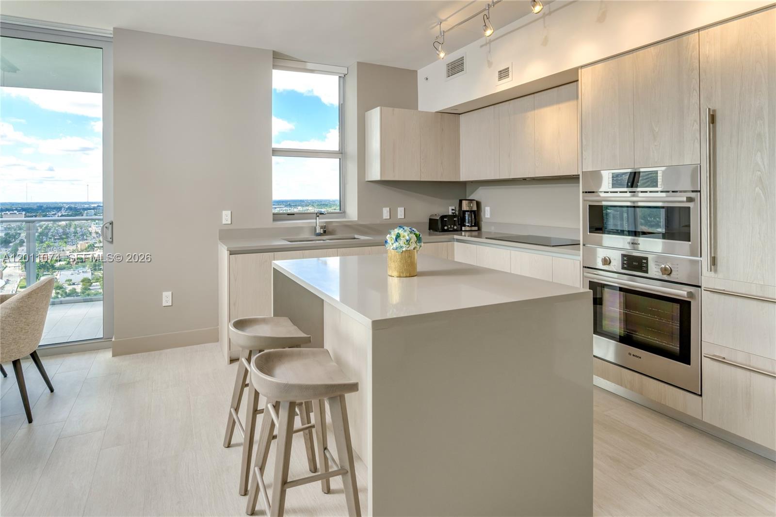 Hyde Beach House - Residential