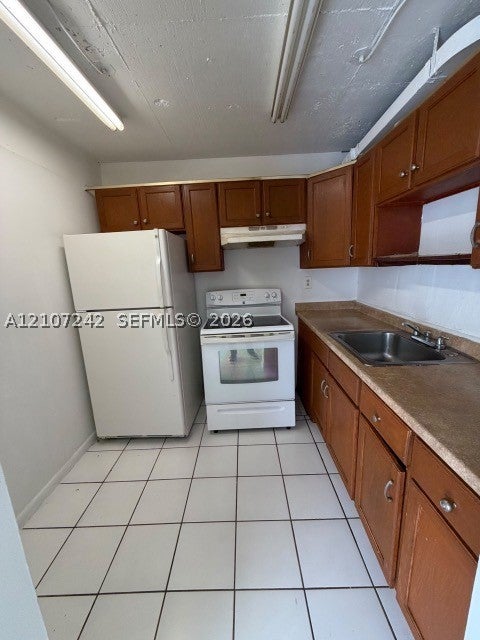 496 NW 165th St Rd D416