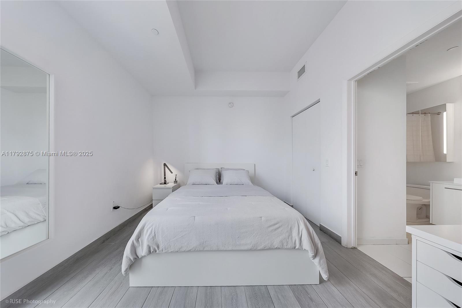 CENTRO CONDO - Residential