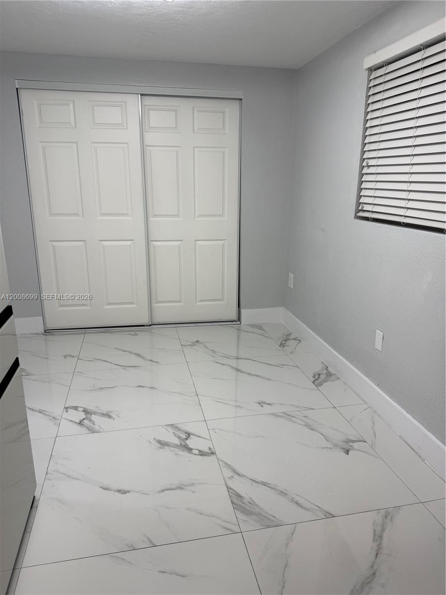 CAROLE ANNE PK 1ST ADDN - Residential
