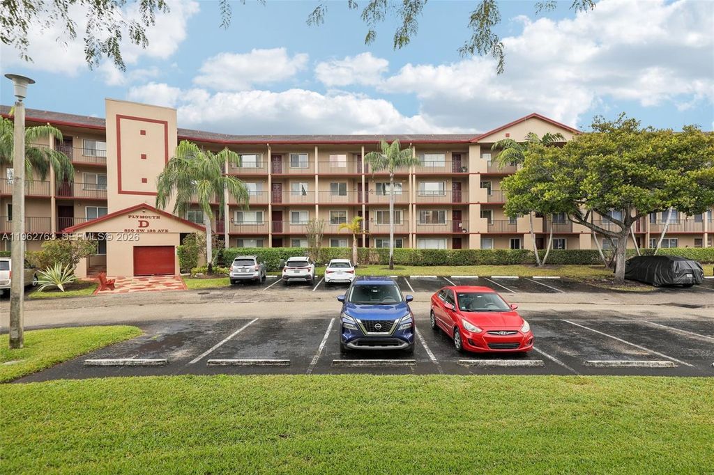 Photo of 850 SW 138th Ave #208D, Pembroke Pines, FL 33027 (MLS # A11962763)