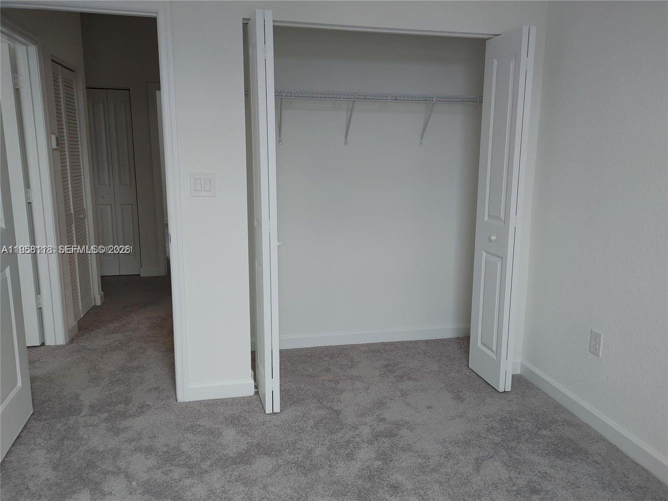 PINE VISTA - Residential Lease