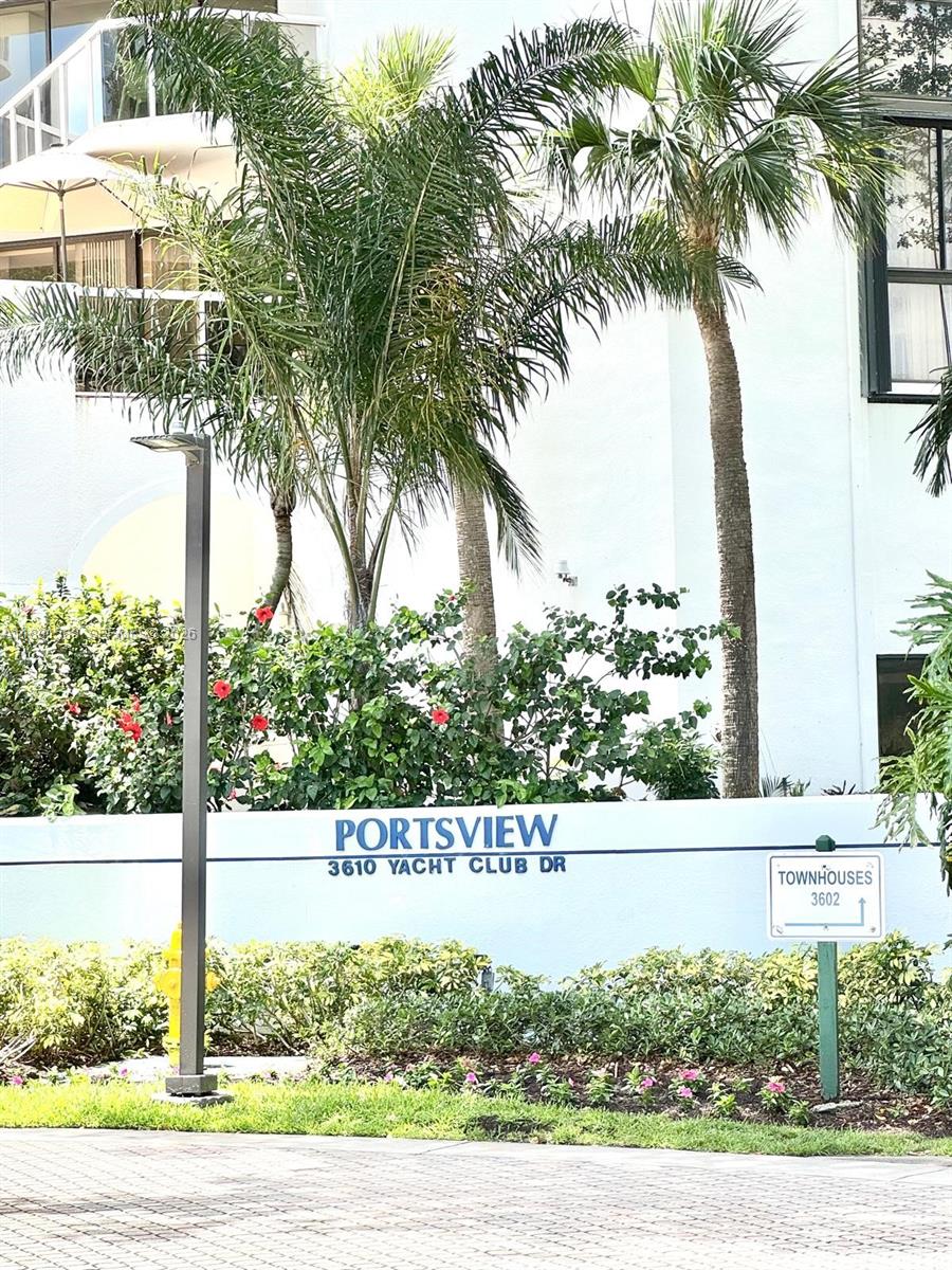 PORTSVIEW @ THE WATERWAYS - Residential