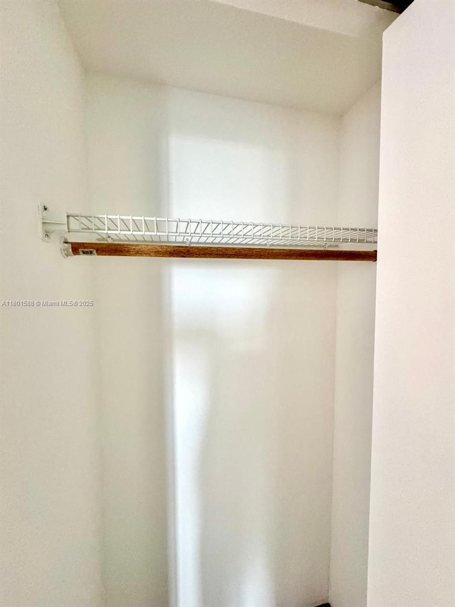 PORTSVIEW @ THE WATERWAYS - Residential