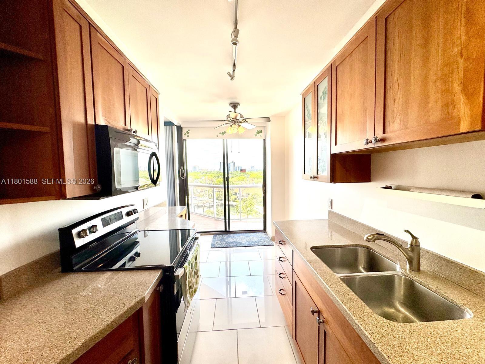 PORTSVIEW @ THE WATERWAYS - Residential