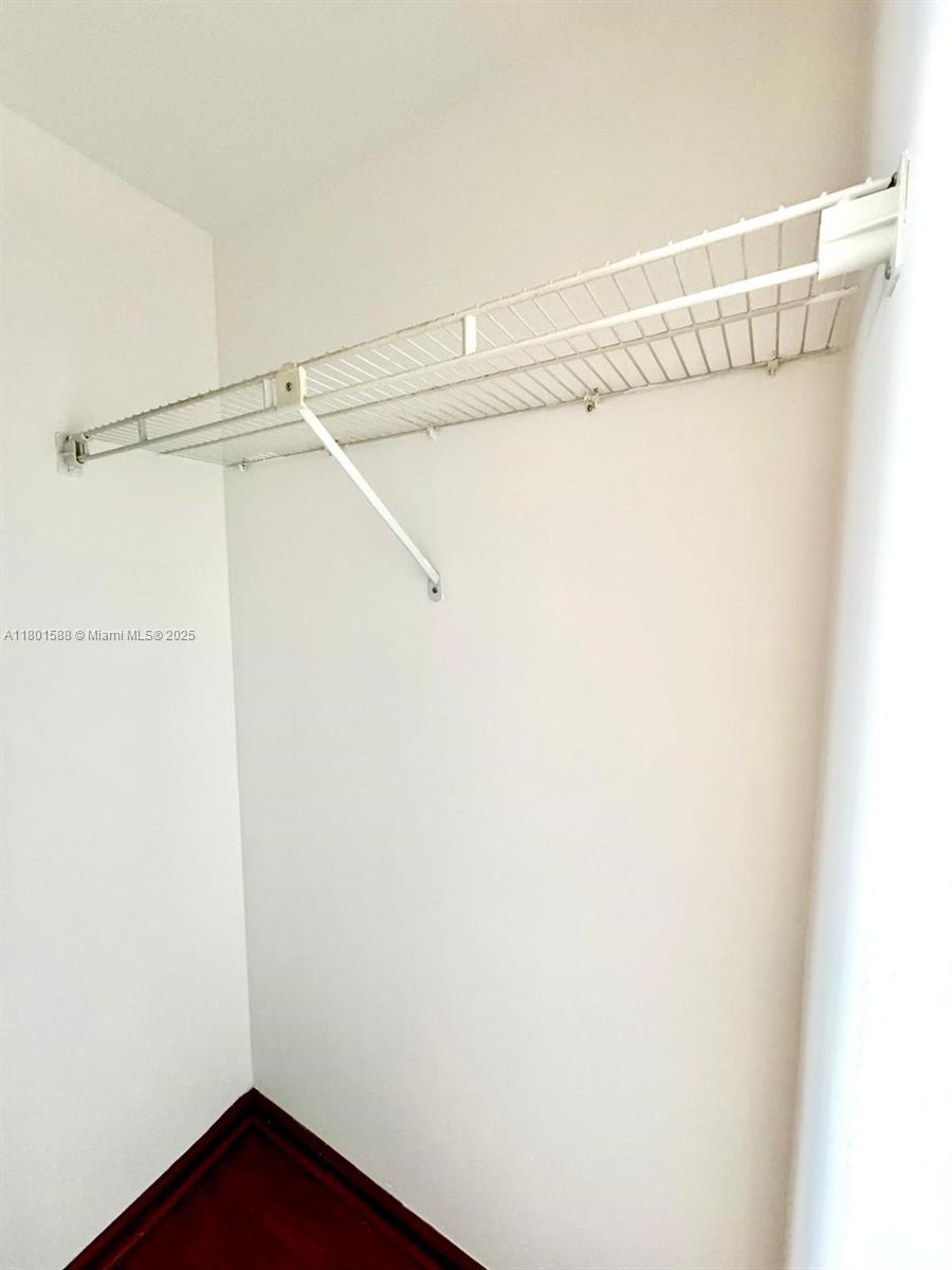 PORTSVIEW @ THE WATERWAYS - Residential