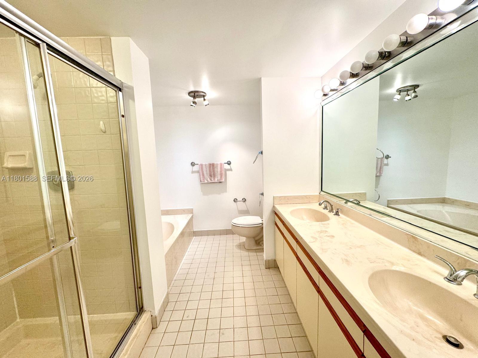 PORTSVIEW @ THE WATERWAYS - Residential