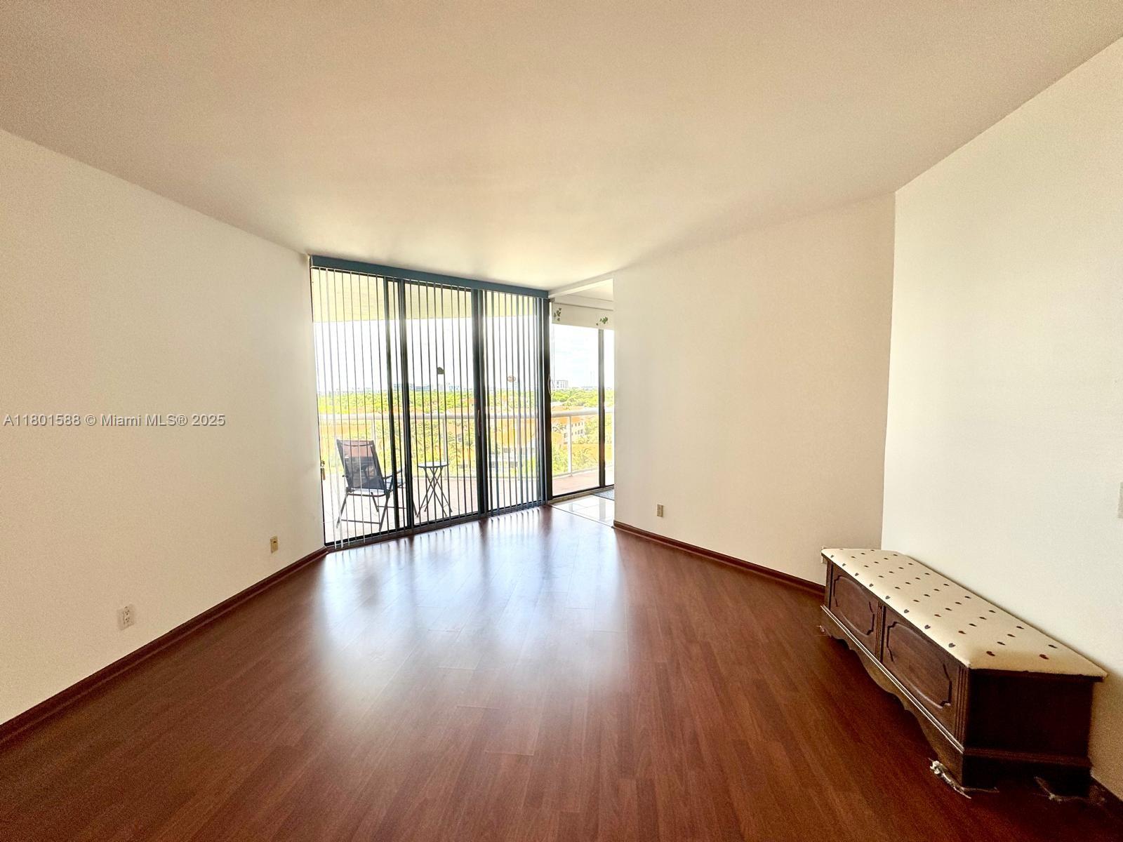 PORTSVIEW @ THE WATERWAYS - Residential