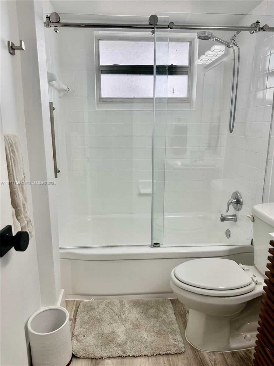 LINCOLN TOWERS CONDO - Residential Lease