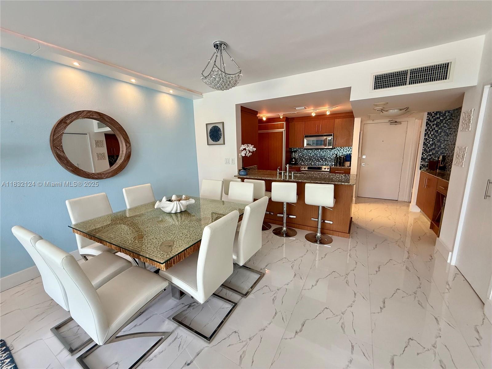 HARBOUR HOUSE - Residential