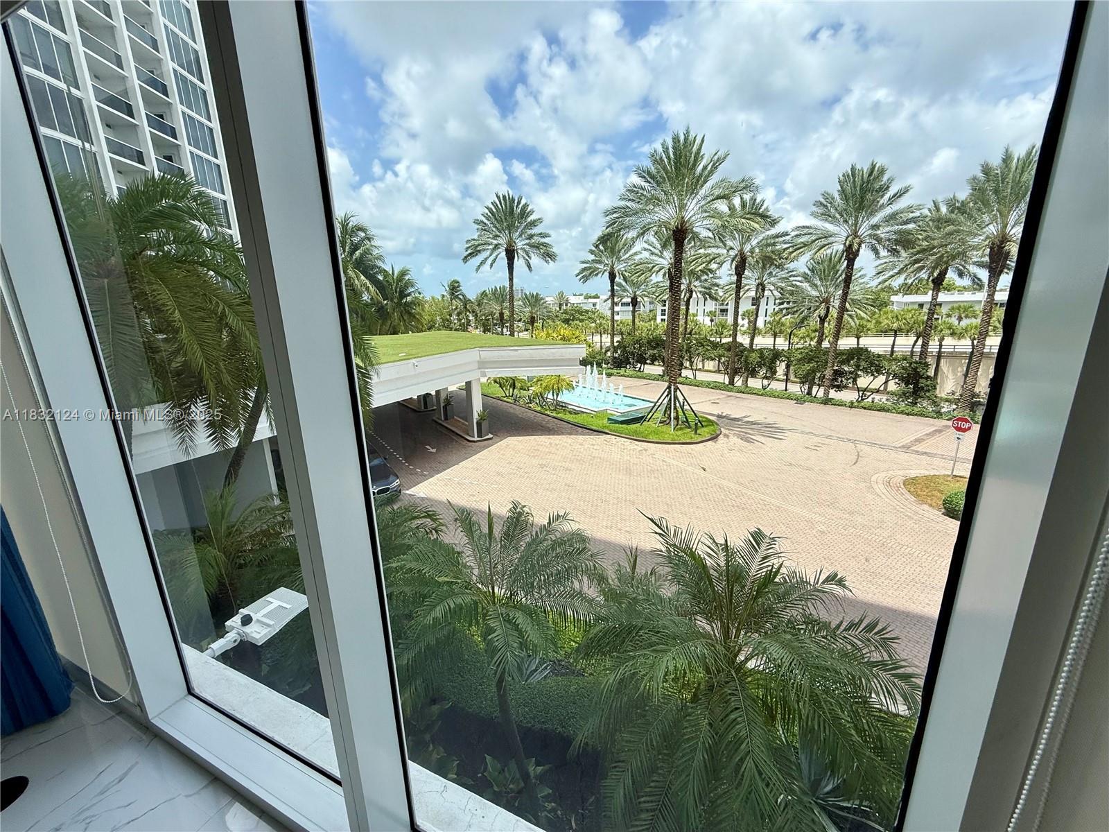 HARBOUR HOUSE - Residential