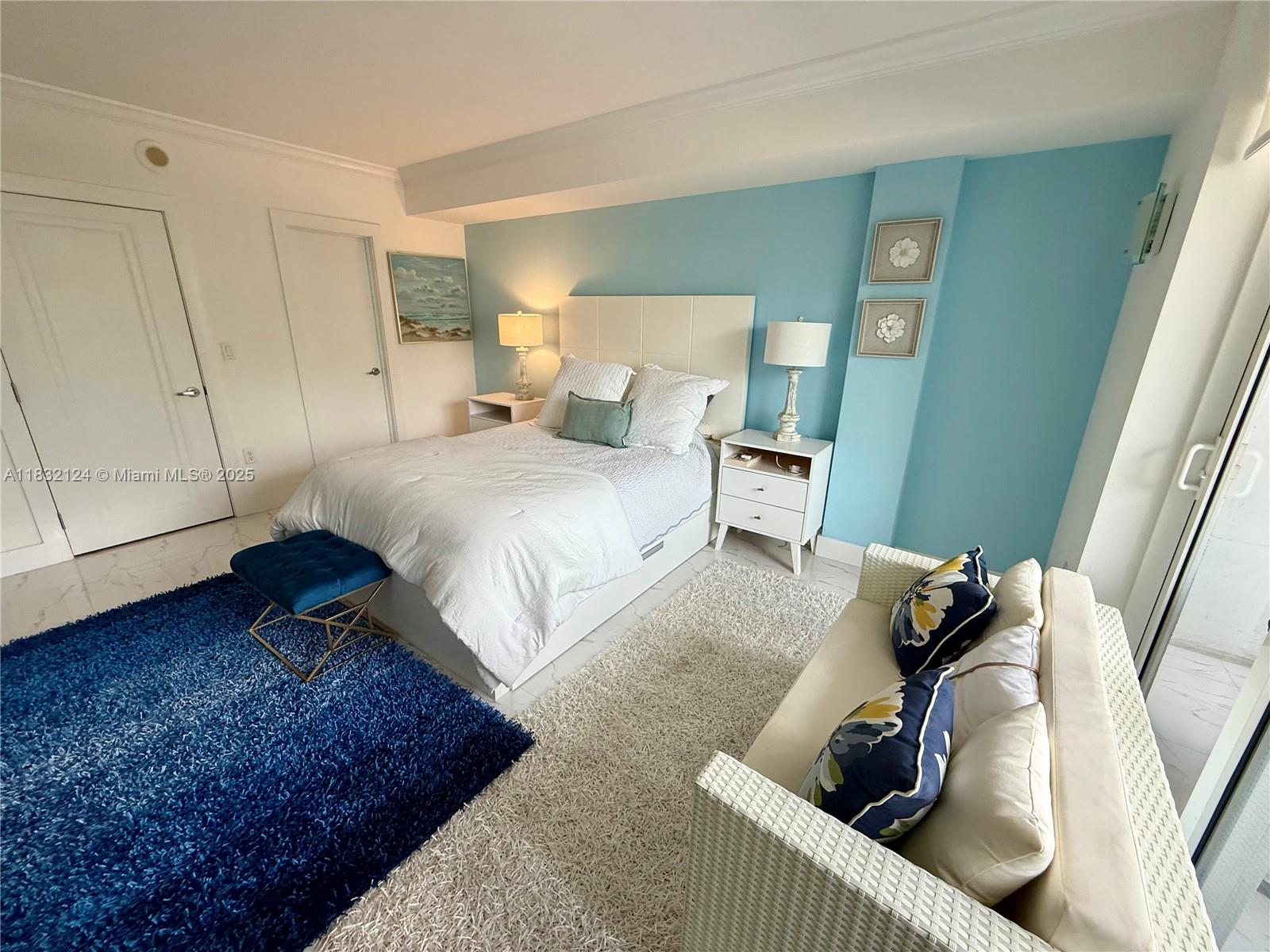 HARBOUR HOUSE - Residential