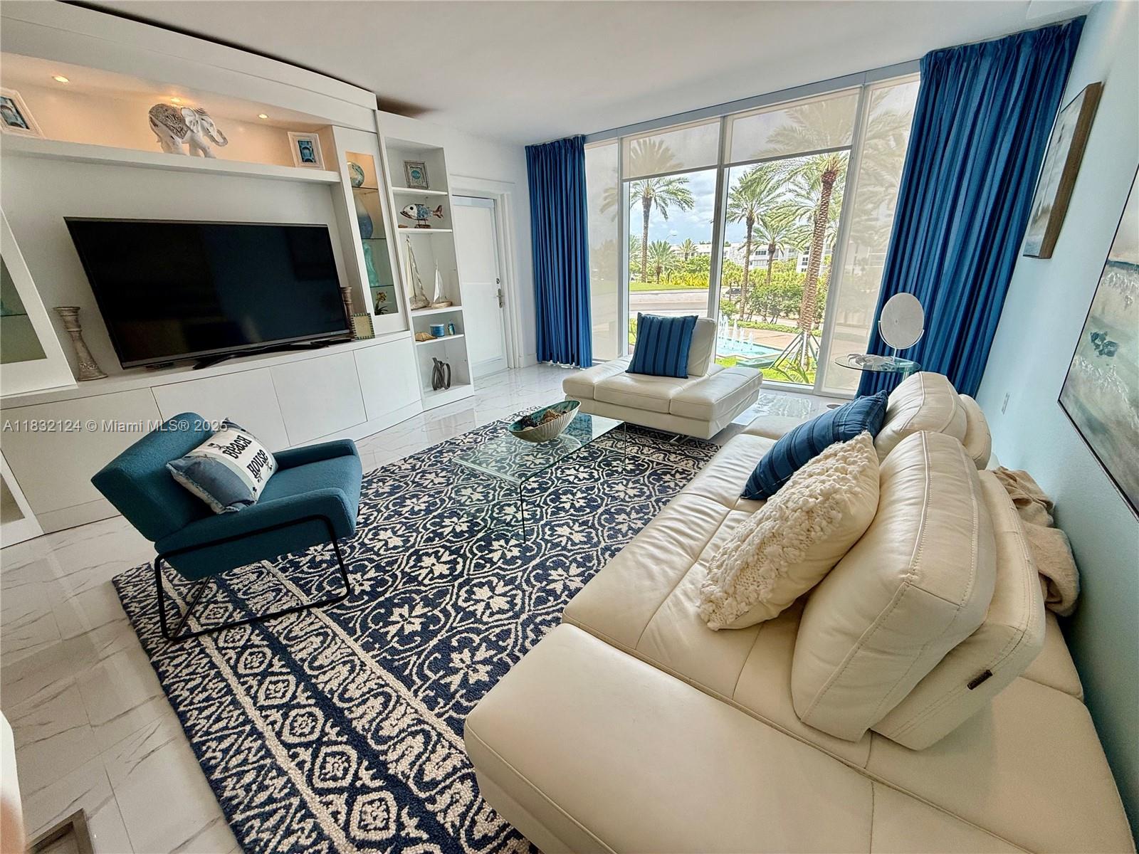 HARBOUR HOUSE - Residential