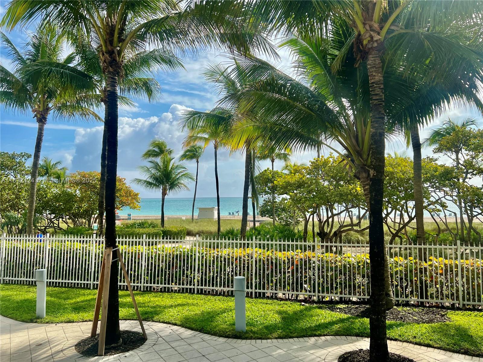 HARBOUR HOUSE - Residential