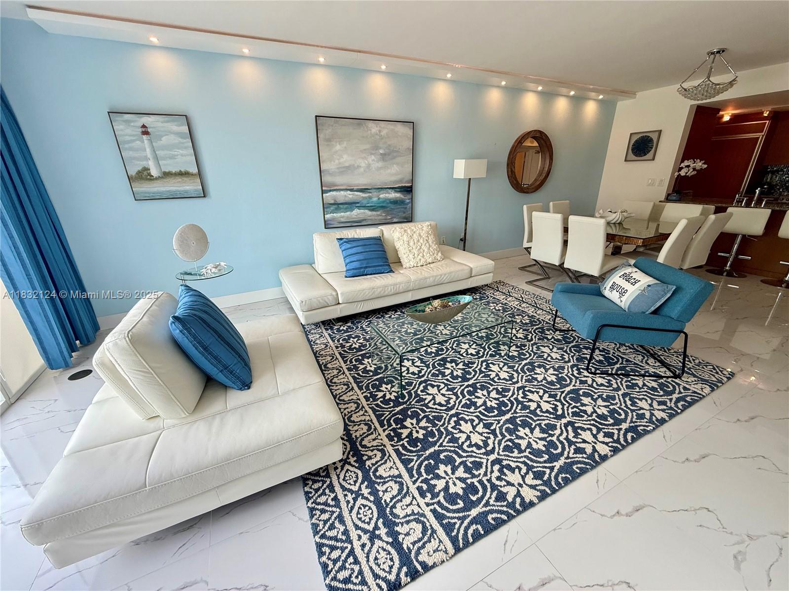 HARBOUR HOUSE - Residential