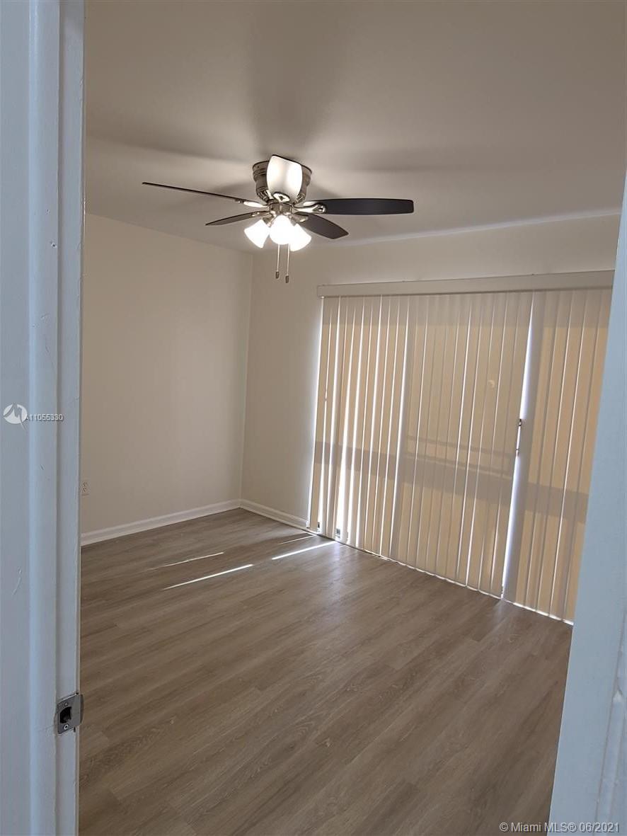 4020 Del Rio Way 4020