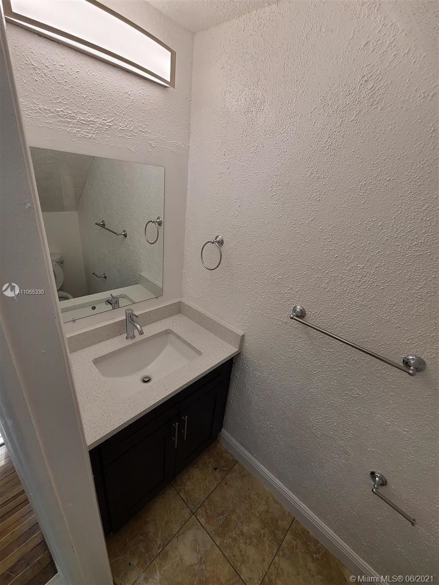 DEL RIO VILLAGE NORTH - Residential