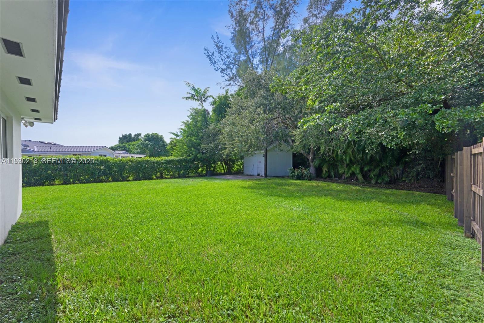 OLD CUTLER WEST SEC 3 - Residential Lease