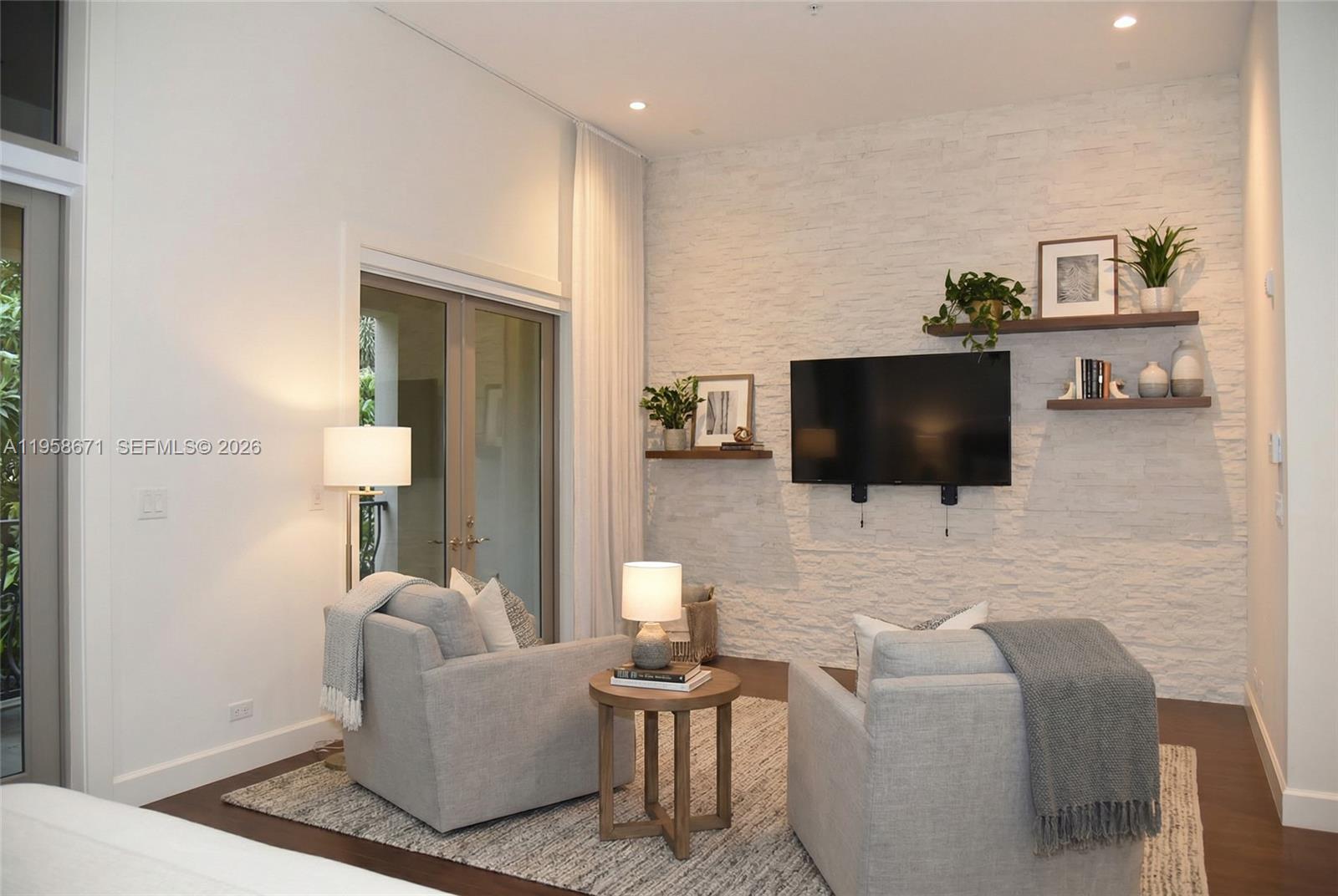 OAK LANE - Residential Lease