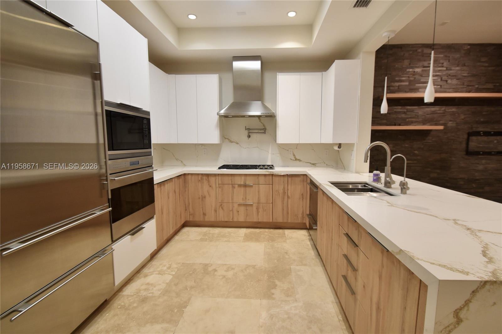 OAK LANE - Residential Lease