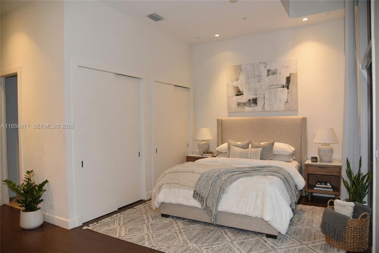 OAK LANE - Residential Lease