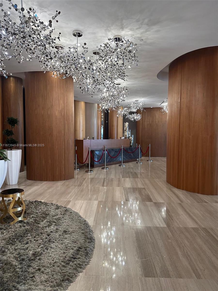 ARIA ON THE BAY CONDO - Residential