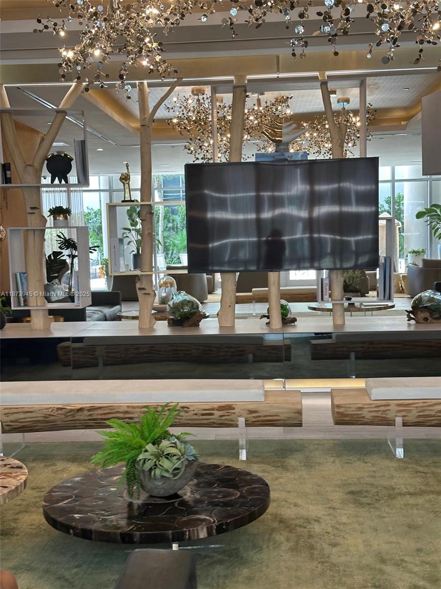 ARIA ON THE BAY CONDO - Residential